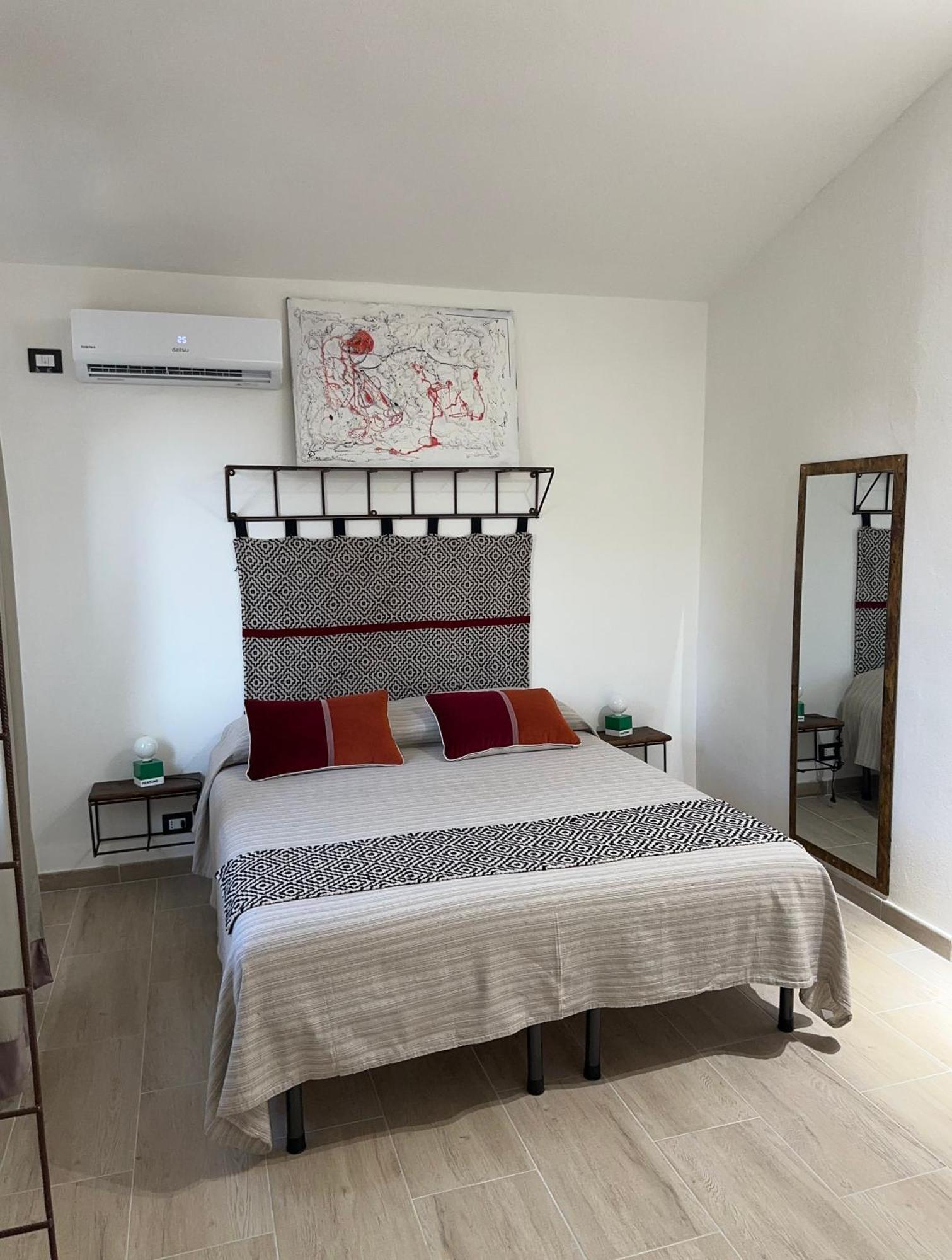 Bed and Breakfast Relais Del Poggio Capoterra Exterior foto